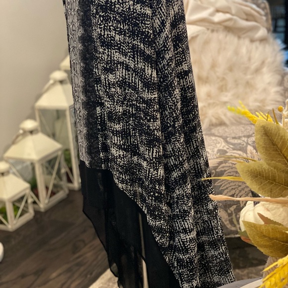 BCBGMaxazria dress - Picture 5 of 9